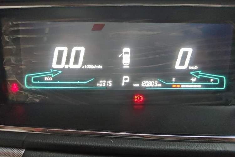 Used CHANGAN OSHAN A600EV 2019 Revised Version 6 Seats Odometer Close Up