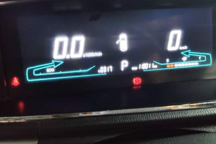 Used CHANGAN OSHAN A600EV 2019 Revised Version 5 Seats Odometer Close Up