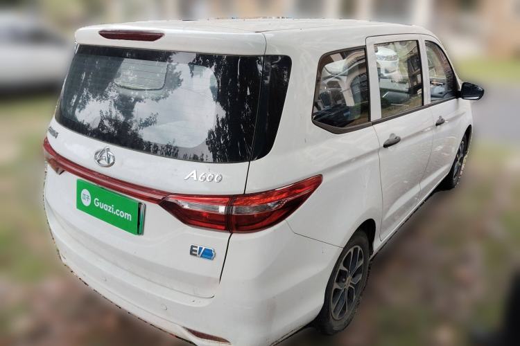 Used CHANGAN OSHAN A600EV 2019 Revised Version 5 Seats Rear Right 45 Deg