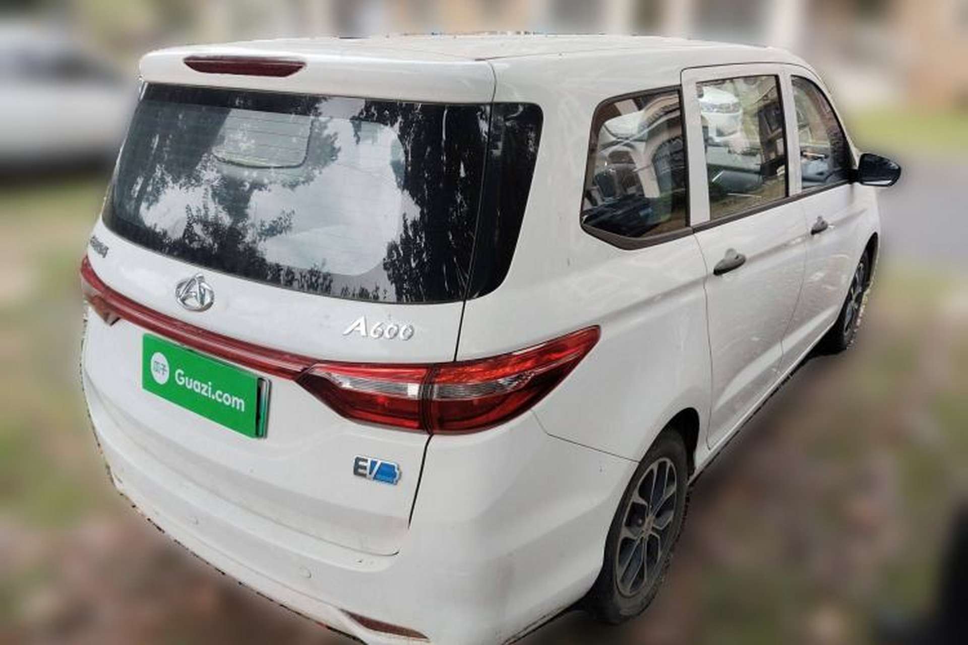 Used CHANGAN OSHAN A600EV 2019 Revised Version 5 Seats Rear Right 45 Deg