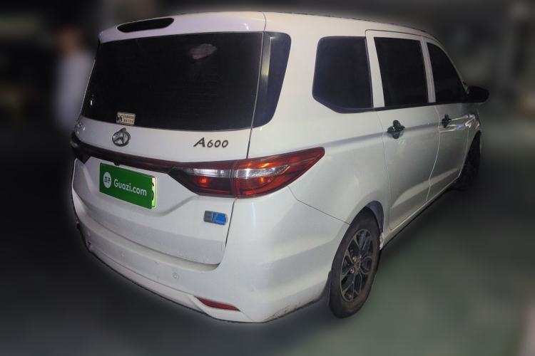 Used CHANGAN OSHAN A600EV 2019 Revised Version 6 Seats Rear Right 45 Deg