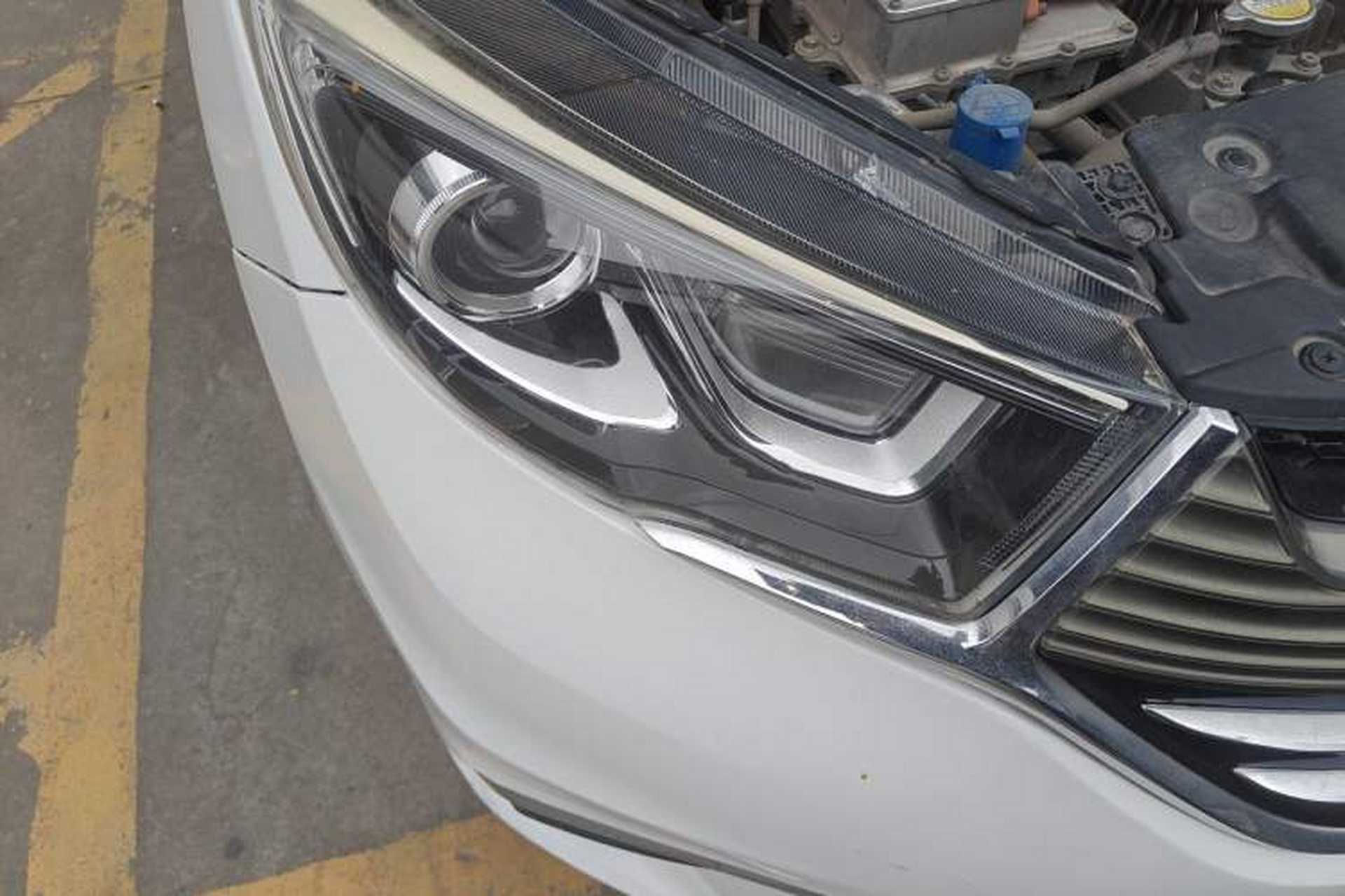 Used CHANGAN OSHAN A600EV 2019 Revised Version 5 Seats Right Front Headlight