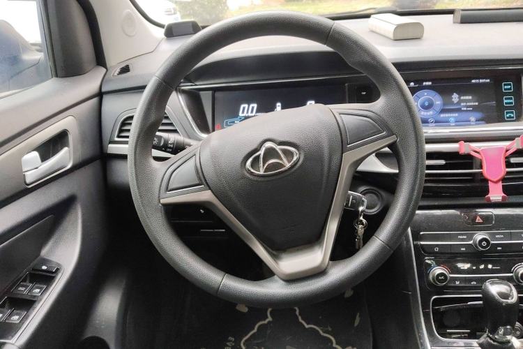 Used CHANGAN OSHAN A600EV 2019 Revised Version 5 Seats Steering Wheel