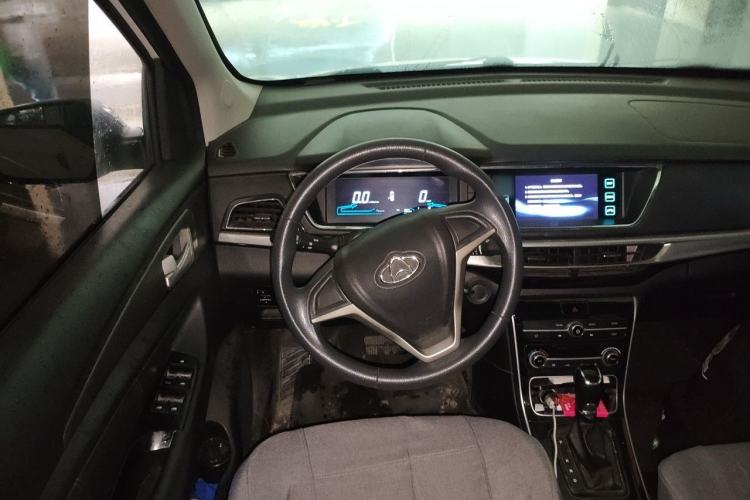 Used CHANGAN OSHAN A600EV 2019 Revised Version 5 Seats Steering Wheel