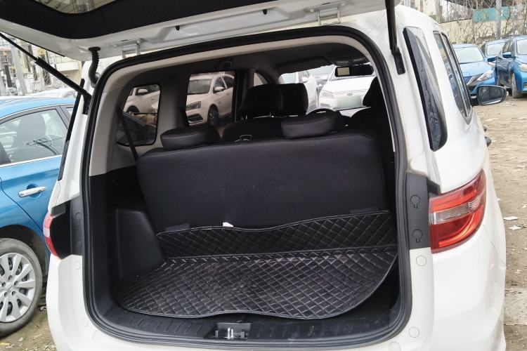 Used CHANGAN OSHAN A600EV 2019 Revised Version 6 Seats Trunk