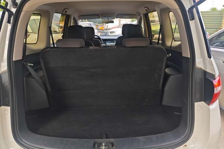 Used CHANGAN OSHAN A600EV 2019 Revised Version 6 Seats Trunk
