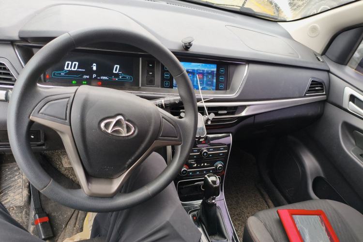 Used CHANGAN OSHAN A600EV 2021 EV model Center Console