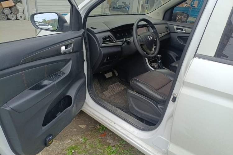 Used CHANGAN OSHAN A600EV 2021 EV model Driver Seat