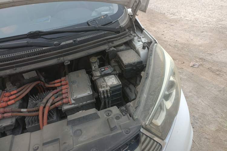 Used CHANGAN OSHAN A600EV 2021 Light & Lively Edition Engine Bay Left