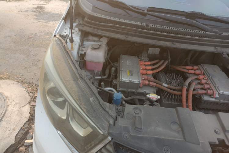 Used CHANGAN OSHAN A600EV 2021 Light & Lively Edition Engine Bay Right