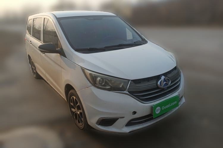 Used CHANGAN OSHAN A600EV 2021 Light & Lively Edition Front Right 45 Deg