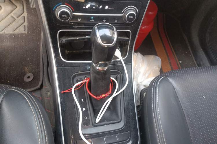 Used CHANGAN OSHAN A600EV 2021 Light & Lively Edition Gear Lever