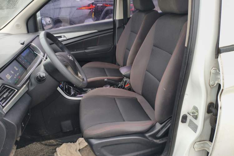 Used CHANGAN OSHAN A600EV 2021 EV model Left Front Seat