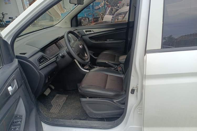 Used CHANGAN OSHAN A600EV 2021 EV model Left Front Seat