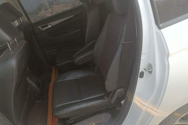Used CHANGAN OSHAN A600EV 2021 Light & Lively Edition Left Rear Seat