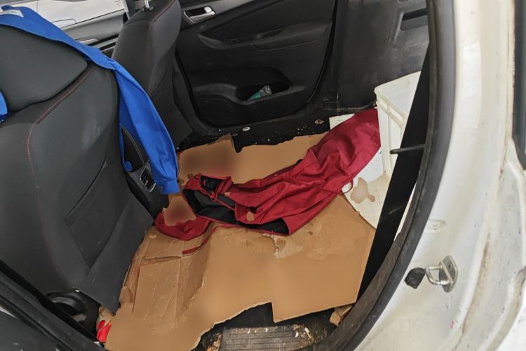 Used CHANGAN OSHAN A600EV 2021 EV model Left Rear Seat