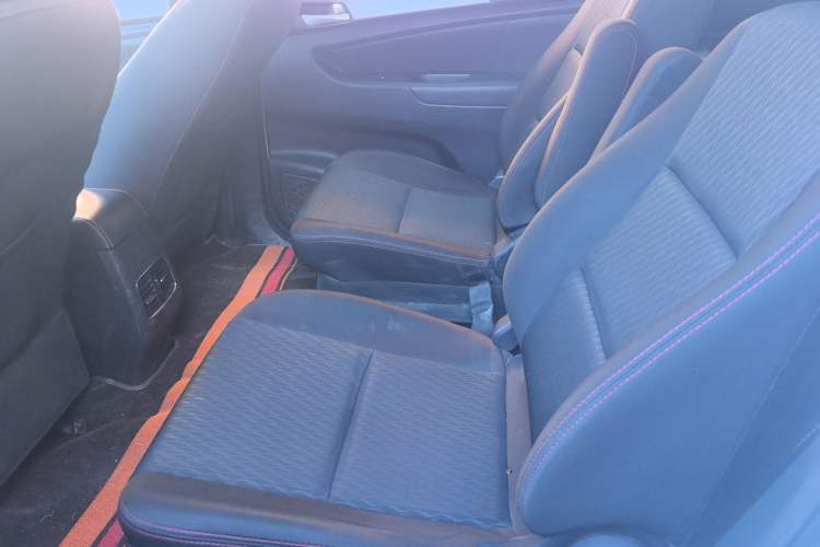 Used CHANGAN OSHAN A600EV 2021 EV model Left Rear Seat