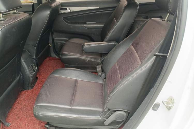 Used CHANGAN OSHAN A600EV 2021 EV model Left Rear Seat
