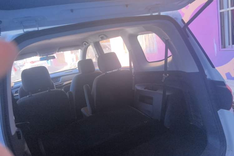 Used CHANGAN OSHAN A600EV 2021 EV model Trunk