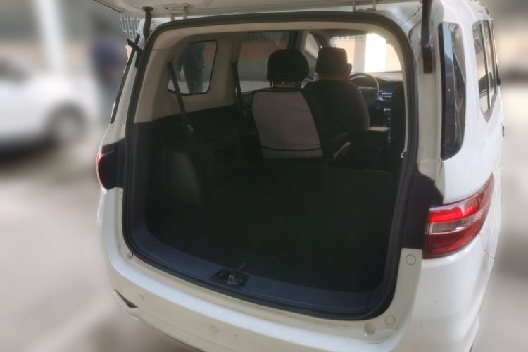 Used CHANGAN OSHAN A600EV 2021 EV model Trunk