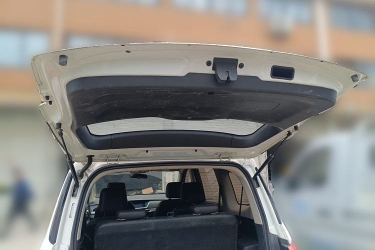 Used CHANGAN OSHAN A600EV 2021 EV model Trunk