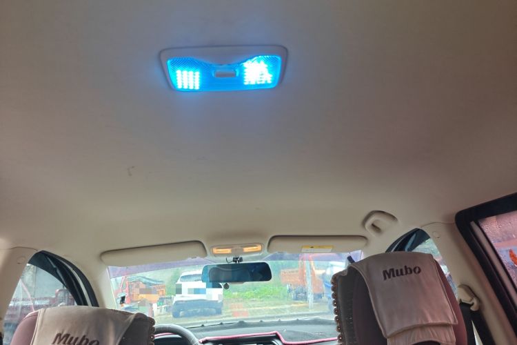 Used CHANGAN OSHAN A800 2017 1.6L Manual Comfort Model Headliner