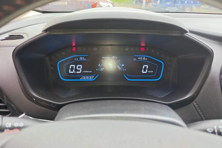Used CHANGAN OSHAN A800 2017 1.6L Manual Comfort Model Instrument Cluster