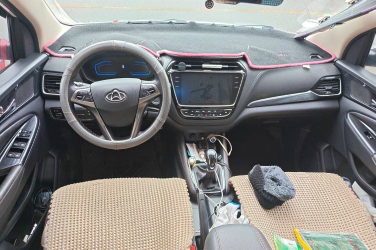 Used CHANGAN OSHAN A800 2017 1.6L Manual Comfort Model Interior 2