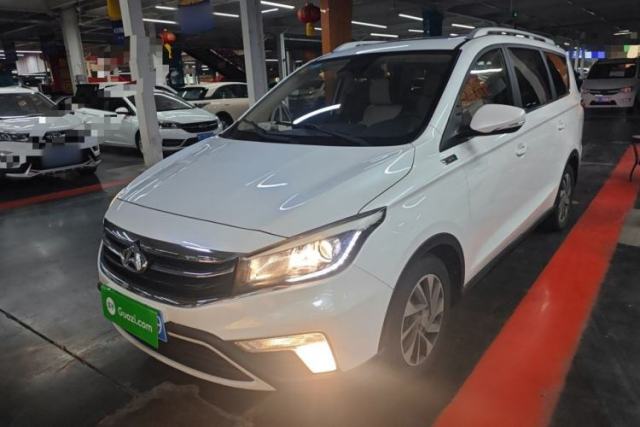 Used CHANGAN OSHAN A800 2017 1.5T Automatic ZhiZun Model