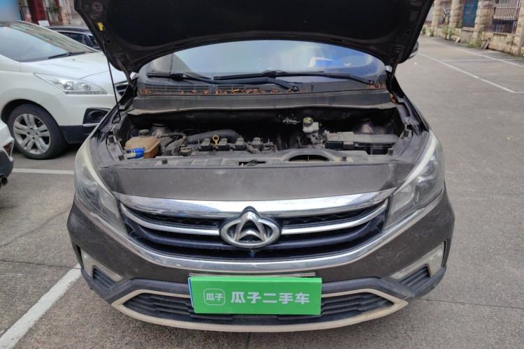 Used CHANGAN OSHAN A800 2017 1.5T Manual Luxury Model Engine Bay