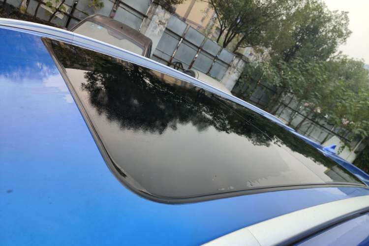 Used CHANGAN OSHAN A800 2017 1.5T Automatic ZhiZun Model Roof