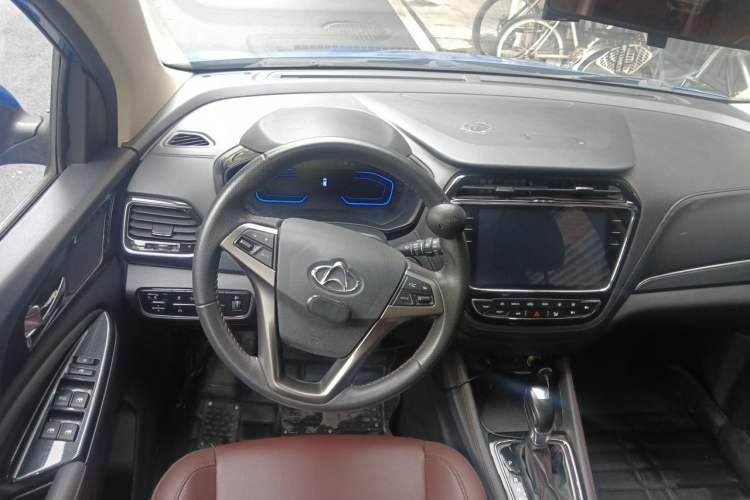 Used CHANGAN OSHAN A800 2017 1.5T Automatic Luxury Model Steering Wheel