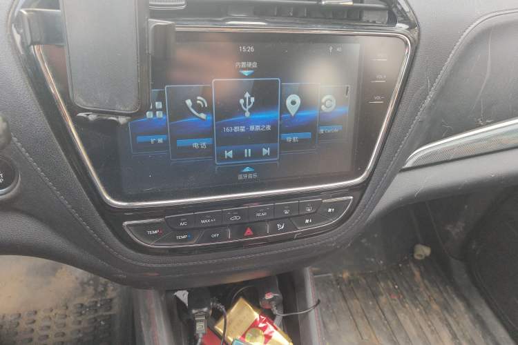 Used CHANGAN OSHAN A800 2017 1.6L Manual Luxury Model Audio And AC Panel