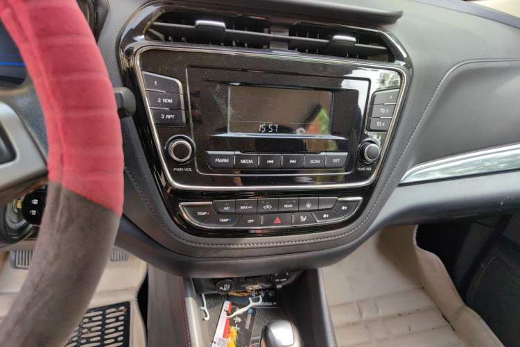 Used CHANGAN OSHAN A800 2017 1.5T Automatic Comfort Model Audio And AC Panel