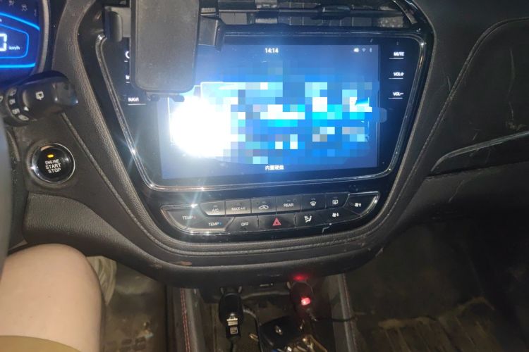 Used CHANGAN OSHAN A800 2017 1.6L Manual Luxury Model Audio And AC Panel