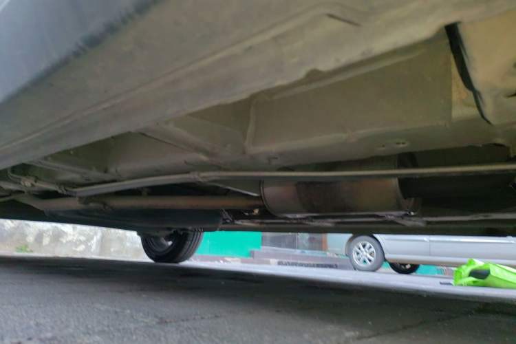 Used CHANGAN OSHAN A800 2017 1.6L Manual Comfort Model Chassis Front Right