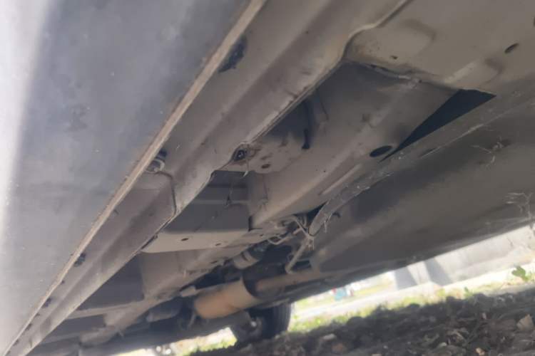 Used CHANGAN OSHAN A800 2017 1.6L Manual Luxury Model Chassis Rear Left