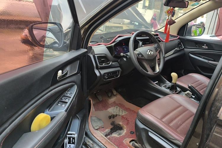 Used CHANGAN OSHAN A800 2017 1.6L Manual Luxury Model Driver Seat