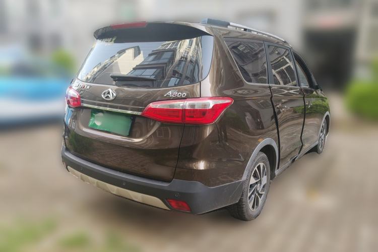 Used CHANGAN OSHAN A800 2017 1.5T Manual Luxury Model Exterior 5