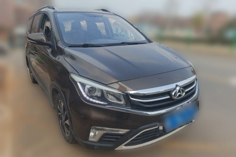 Used CHANGAN OSHAN A800 2017 1.6L Manual Luxury Model Front Right 45 Deg