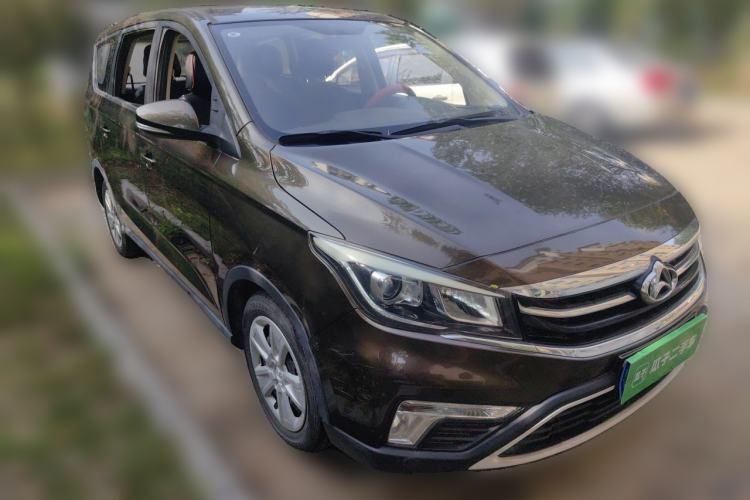 Used CHANGAN OSHAN A800 2017 1.5T Automatic Comfort Model Front Right 45 Deg
