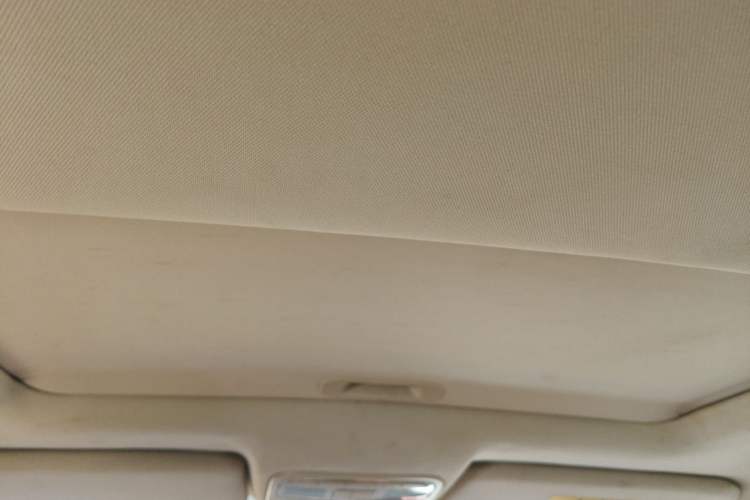 Used CHANGAN OSHAN A800 2017 1.5T Manual Luxury Model Headliner