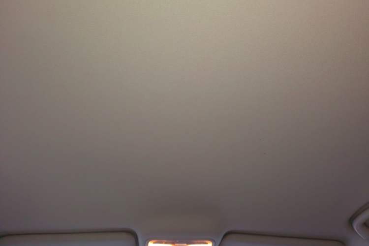 Used CHANGAN OSHAN A800 2017 1.6L Manual Comfort Model Headliner