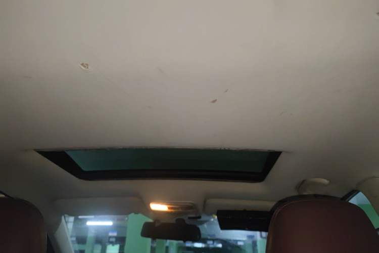 Used CHANGAN OSHAN A800 2017 1.6L Manual Luxury Model Headliner