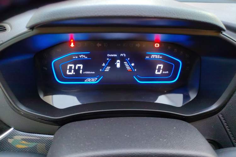Used CHANGAN OSHAN A800 2017 1.6L Manual Comfort Model Instrument Cluster