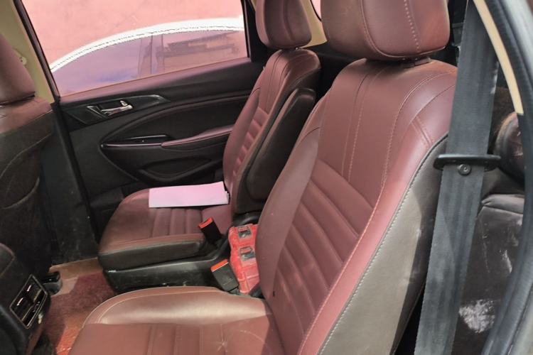 Used CHANGAN OSHAN A800 2017 1.6L Manual Luxury Model Left Rear Seat