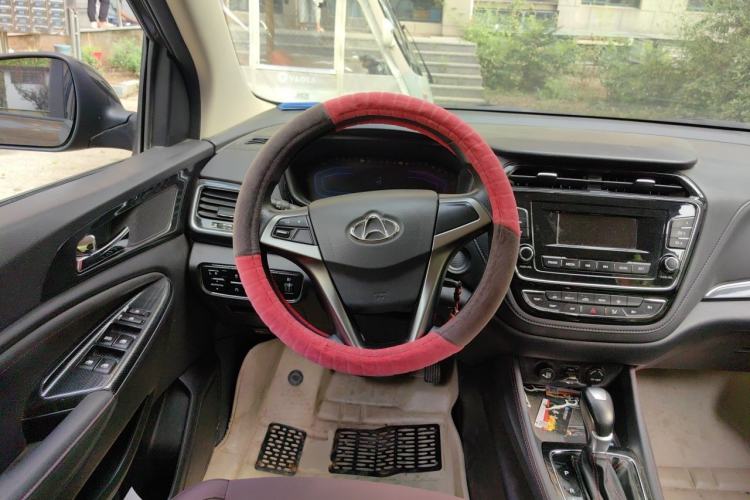 Used CHANGAN OSHAN A800 2017 1.5T Automatic Comfort Model Steering Wheel