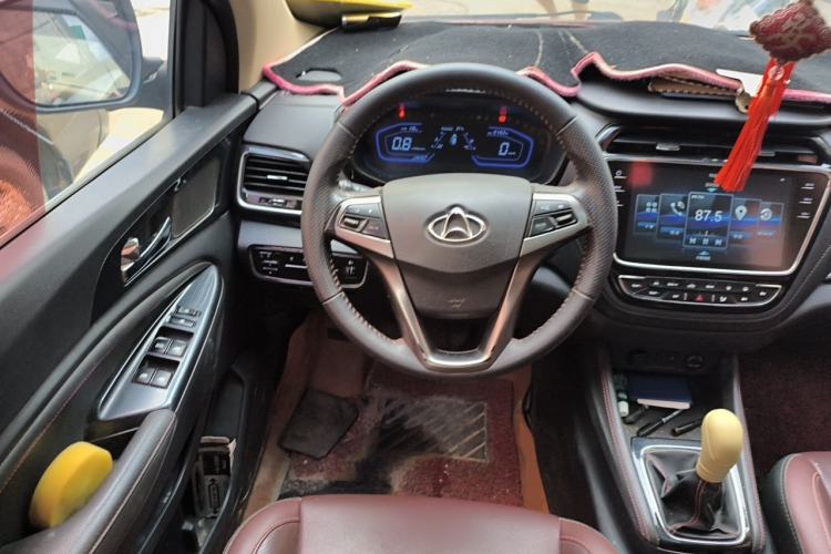 Used CHANGAN OSHAN A800 2017 1.6L Manual Luxury Model Steering Wheel