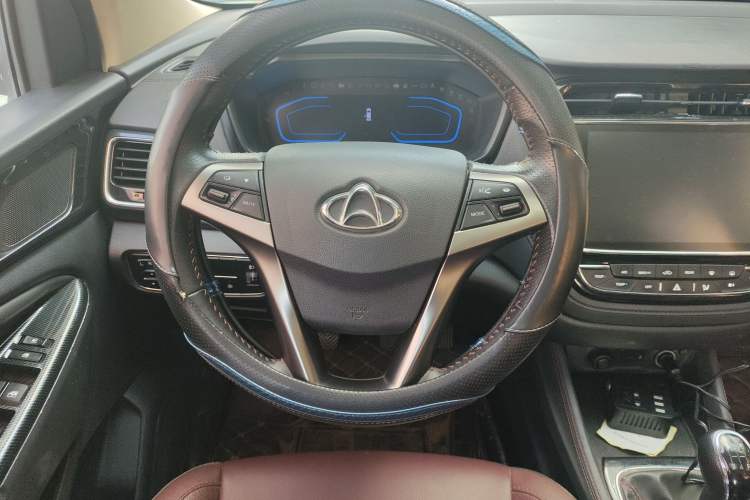 Used CHANGAN OSHAN A800 2017 1.6L Manual Luxury Model Steering Wheel
