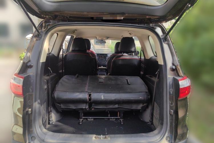 Used CHANGAN OSHAN A800 2017 1.5T Automatic Comfort Model Trunk
